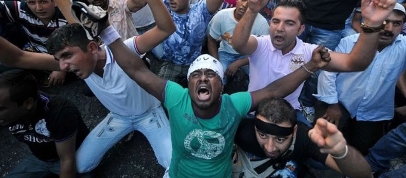 Πώς οι παράνομοι μετανάστες έγιναν «Παρανόμως Εισελθόντα Πρόσωπα – ΠΕΠ»! - Το newspeak σε όλο τους το «μεγαλείο»